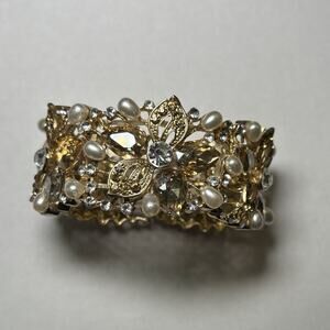 Natasha Bracelet Gold Rhinestone Stretch Costume Jewelry Signed